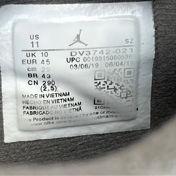 Stylish Gray and White‎ Men's Sneakers